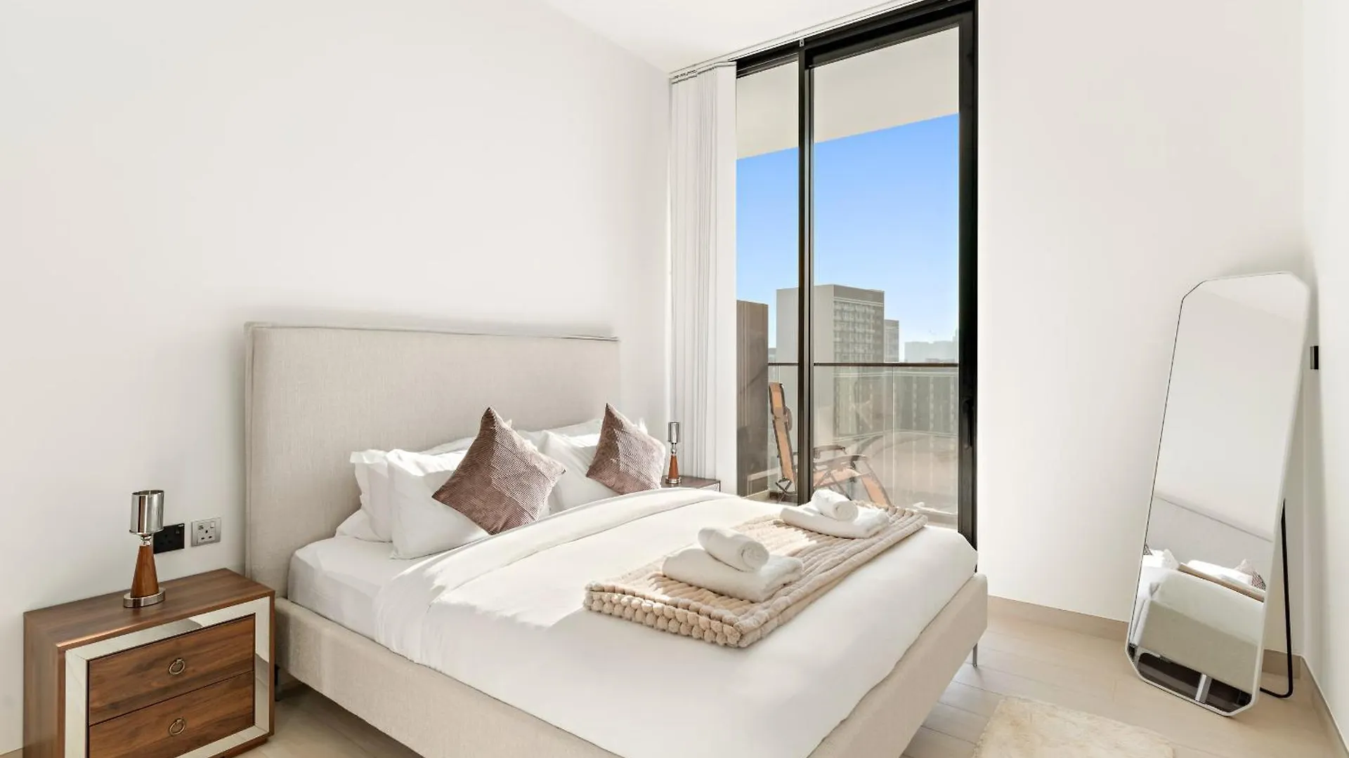 Vayk - Heavenly Brand New And Stylish 1Bd In Jvc Apartment Dubai United Arab Emirates